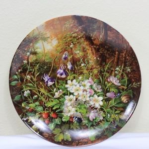 FURSTENBERG "WILDE SCHONHEITEN" COLLECTORS PLATE